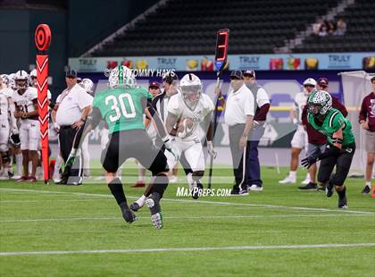 Thumbnail 2 in Midland Legacy vs. Southlake Carroll (UIL 6A Area Playoff) photogallery.