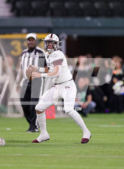 Thumbnail 1 in Midland Legacy vs. Southlake Carroll (UIL 6A Area Playoff) photogallery.