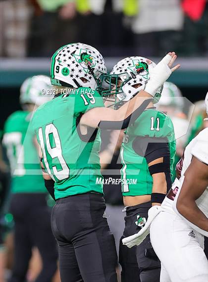 Thumbnail 3 in Midland Legacy vs. Southlake Carroll (UIL 6A Area Playoff) photogallery.