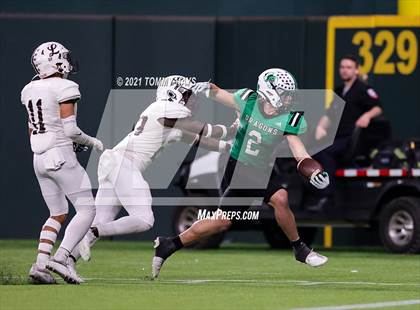 Thumbnail 3 in Midland Legacy vs. Southlake Carroll (UIL 6A Area Playoff) photogallery.