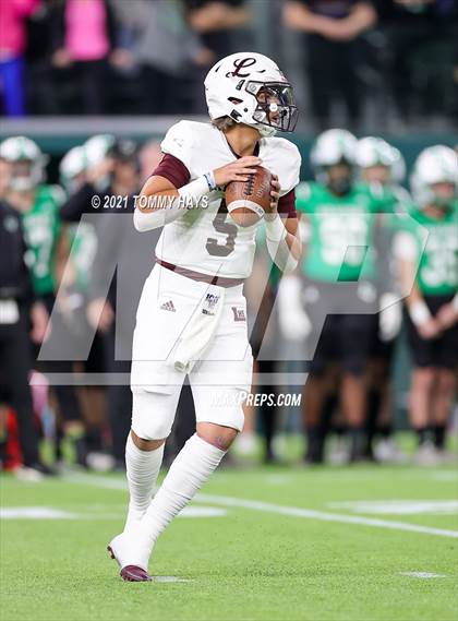 Thumbnail 3 in Midland Legacy vs. Southlake Carroll (UIL 6A Area Playoff) photogallery.