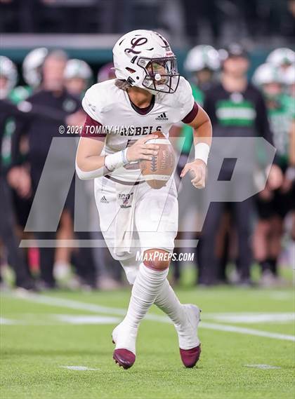 Thumbnail 3 in Midland Legacy vs. Southlake Carroll (UIL 6A Area Playoff) photogallery.