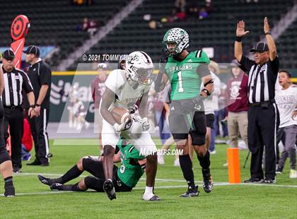 Thumbnail 2 in Midland Legacy vs. Southlake Carroll (UIL 6A Area Playoff) photogallery.