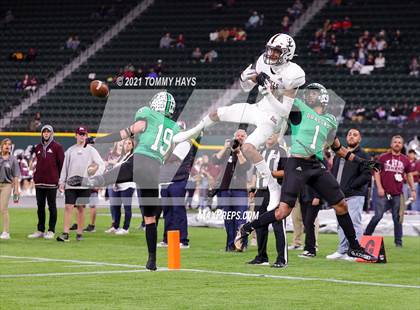 Thumbnail 1 in Midland Legacy vs. Southlake Carroll (UIL 6A Area Playoff) photogallery.