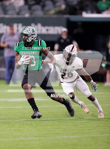 Thumbnail 3 in Midland Legacy vs. Southlake Carroll (UIL 6A Area Playoff) photogallery.