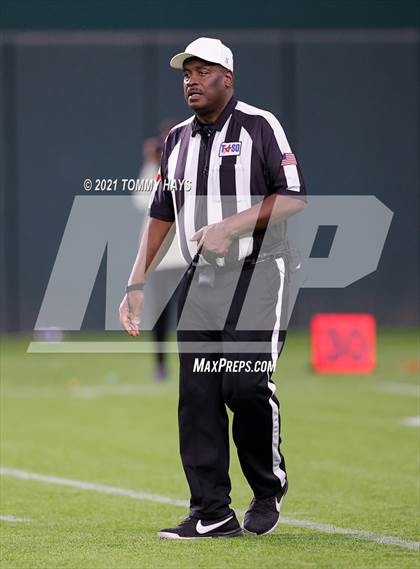 Thumbnail 1 in Midland Legacy vs. Southlake Carroll (UIL 6A Area Playoff) photogallery.