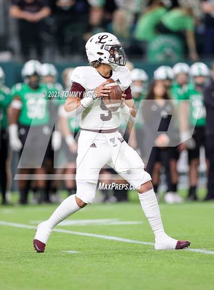 Thumbnail 2 in Midland Legacy vs. Southlake Carroll (UIL 6A Area Playoff) photogallery.