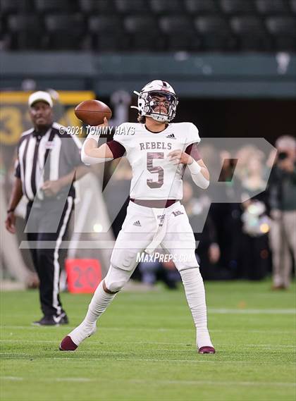 Thumbnail 1 in Midland Legacy vs. Southlake Carroll (UIL 6A Area Playoff) photogallery.