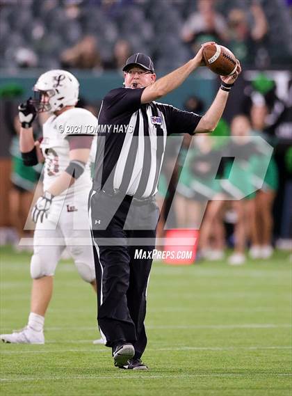 Thumbnail 3 in Midland Legacy vs. Southlake Carroll (UIL 6A Area Playoff) photogallery.