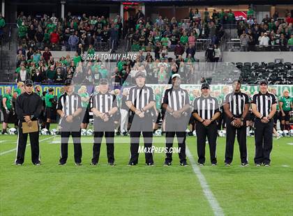 Thumbnail 3 in Midland Legacy vs. Southlake Carroll (UIL 6A Area Playoff) photogallery.