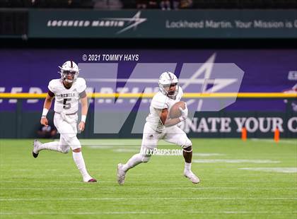 Thumbnail 2 in Midland Legacy vs. Southlake Carroll (UIL 6A Area Playoff) photogallery.