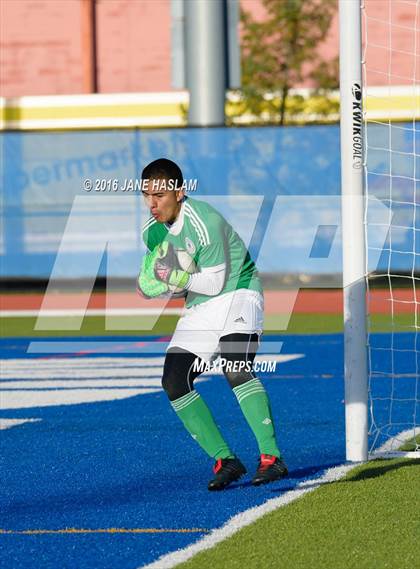 Thumbnail 1 in New Rochelle vs. Calhoun (NYSPHSAA Class AA Semifinal) photogallery.