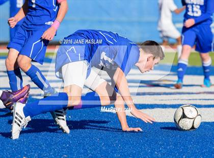 Thumbnail 3 in New Rochelle vs. Calhoun (NYSPHSAA Class AA Semifinal) photogallery.
