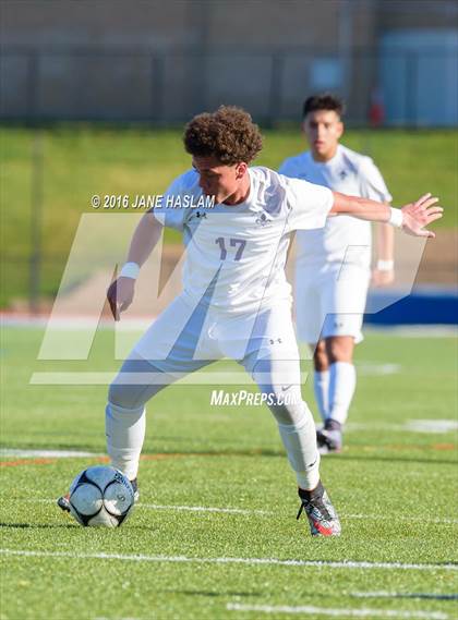 Thumbnail 2 in New Rochelle vs. Calhoun (NYSPHSAA Class AA Semifinal) photogallery.