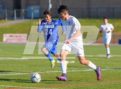 Thumbnail 2 in New Rochelle vs. Calhoun (NYSPHSAA Class AA Semifinal) photogallery.
