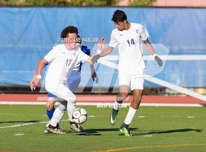 Thumbnail 3 in New Rochelle vs. Calhoun (NYSPHSAA Class AA Semifinal) photogallery.