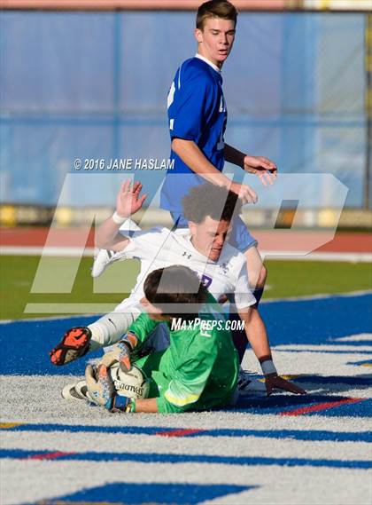 Thumbnail 3 in New Rochelle vs. Calhoun (NYSPHSAA Class AA Semifinal) photogallery.
