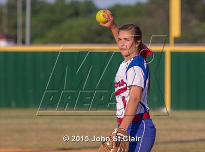 Thumbnail 2 in Coffee County Central vs. Lincoln County photogallery.