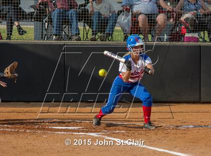 Thumbnail 3 in Coffee County Central vs. Lincoln County photogallery.