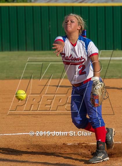 Thumbnail 3 in Coffee County Central vs. Lincoln County photogallery.