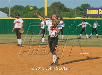Thumbnail 3 in Coffee County Central vs. Lincoln County photogallery.