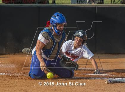 Thumbnail 2 in Coffee County Central vs. Lincoln County photogallery.