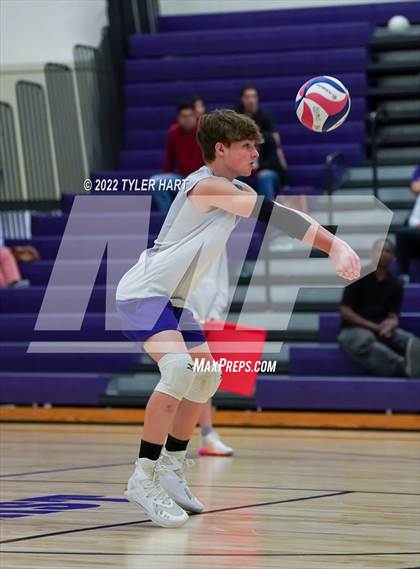 Thumbnail 3 in Hamilton Southeastern @ Brownsburg photogallery.