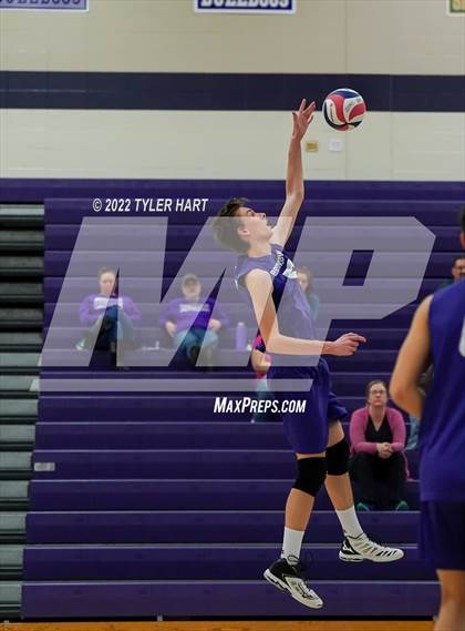 Thumbnail 3 in Hamilton Southeastern @ Brownsburg photogallery.