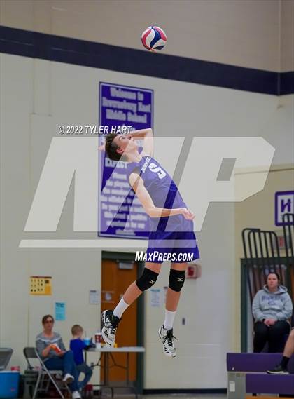 Thumbnail 2 in Hamilton Southeastern @ Brownsburg photogallery.