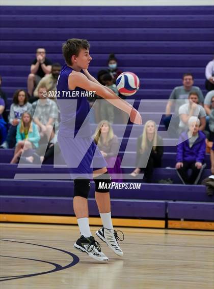 Thumbnail 2 in Hamilton Southeastern @ Brownsburg photogallery.
