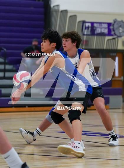 Thumbnail 2 in Hamilton Southeastern @ Brownsburg photogallery.