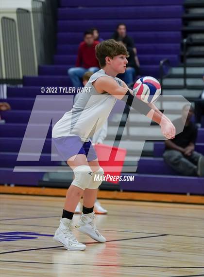 Thumbnail 2 in Hamilton Southeastern @ Brownsburg photogallery.