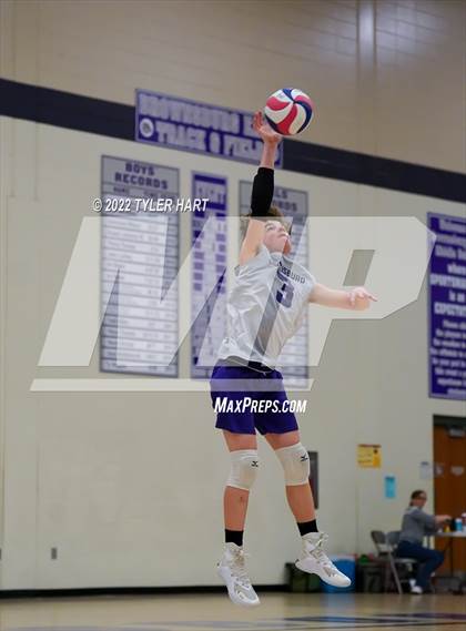 Thumbnail 1 in Hamilton Southeastern @ Brownsburg photogallery.