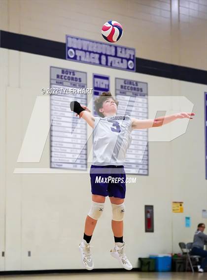 Thumbnail 2 in Hamilton Southeastern @ Brownsburg photogallery.