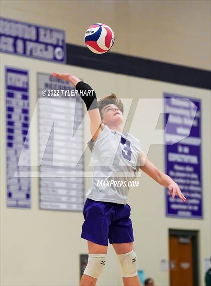 Thumbnail 3 in Hamilton Southeastern @ Brownsburg photogallery.