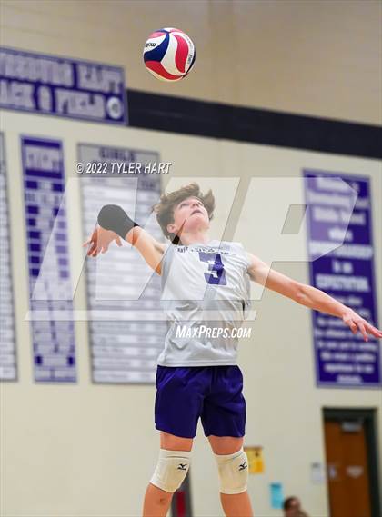Thumbnail 2 in Hamilton Southeastern @ Brownsburg photogallery.