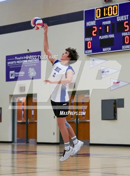 Thumbnail 2 in Hamilton Southeastern @ Brownsburg photogallery.