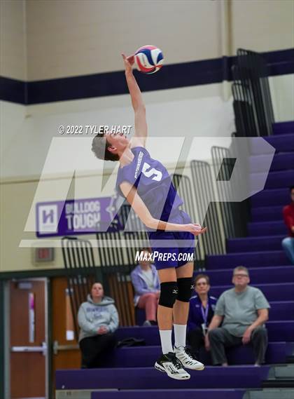 Thumbnail 3 in Hamilton Southeastern @ Brownsburg photogallery.