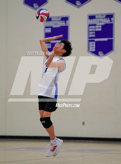 Thumbnail 1 in Hamilton Southeastern @ Brownsburg photogallery.