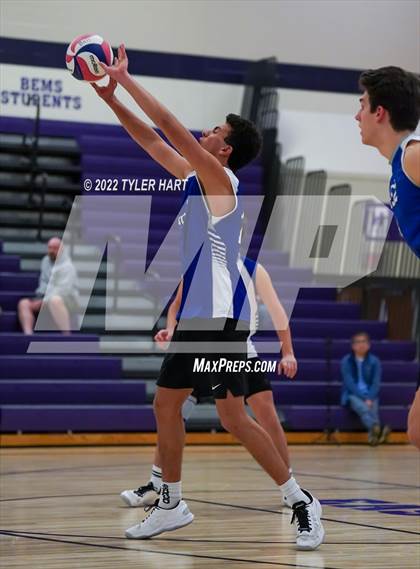 Thumbnail 1 in Hamilton Southeastern @ Brownsburg photogallery.