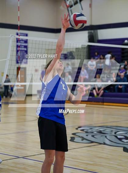 Thumbnail 2 in Hamilton Southeastern @ Brownsburg photogallery.