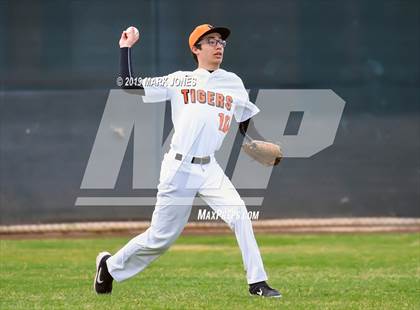 Thumbnail 2 in La Junta vs. Bishop McGuinness (Coach Bob Invitational) photogallery.