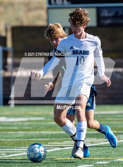 Thumbnail 2 in Palmer Ridge vs Thunder Ridge photogallery.
