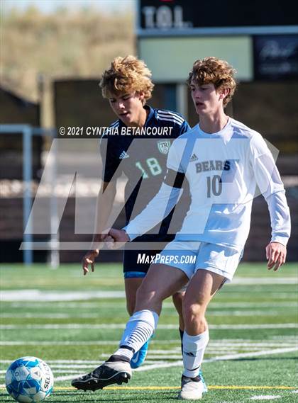Thumbnail 3 in Palmer Ridge vs Thunder Ridge photogallery.