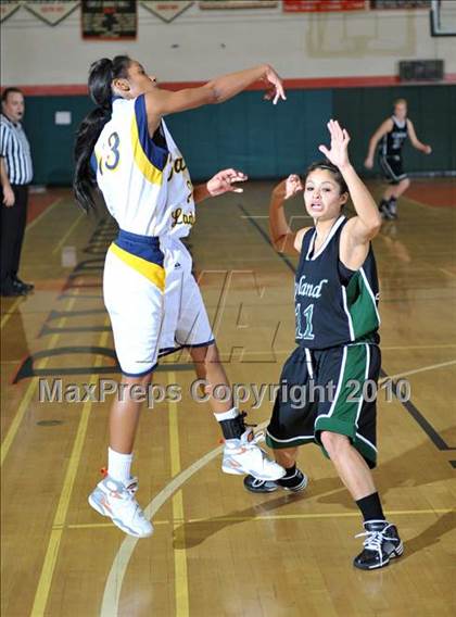 Thumbnail 3 in Upland @ Carter (Lady Bears Holiday Classic) photogallery.