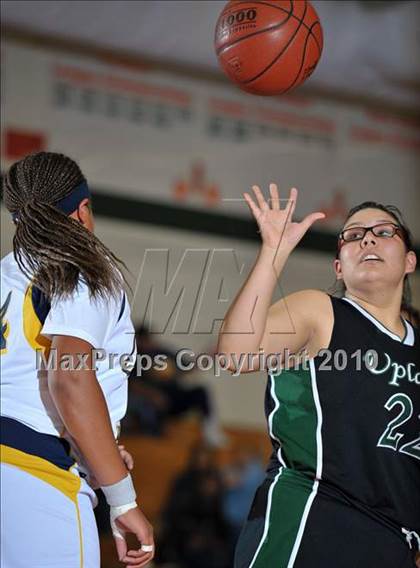 Thumbnail 3 in Upland @ Carter (Lady Bears Holiday Classic) photogallery.