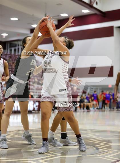 Thumbnail 3 in Ennis vs Athens (Athens Tournament) photogallery.