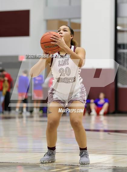 Thumbnail 3 in Ennis vs Athens (Athens Tournament) photogallery.