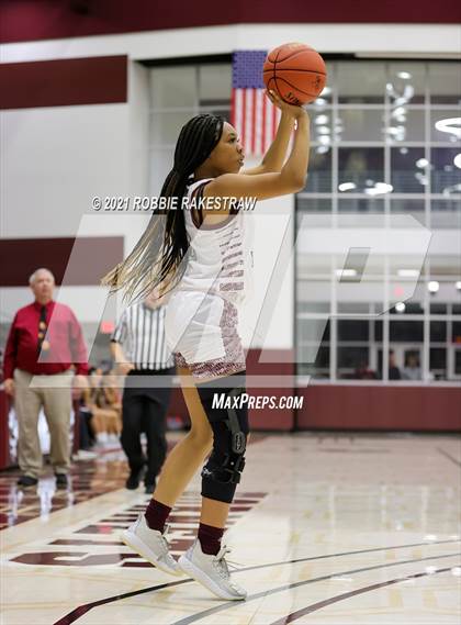 Thumbnail 2 in Ennis vs Athens (Athens Tournament) photogallery.