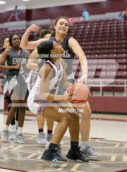 Thumbnail 2 in Ennis vs Athens (Athens Tournament) photogallery.